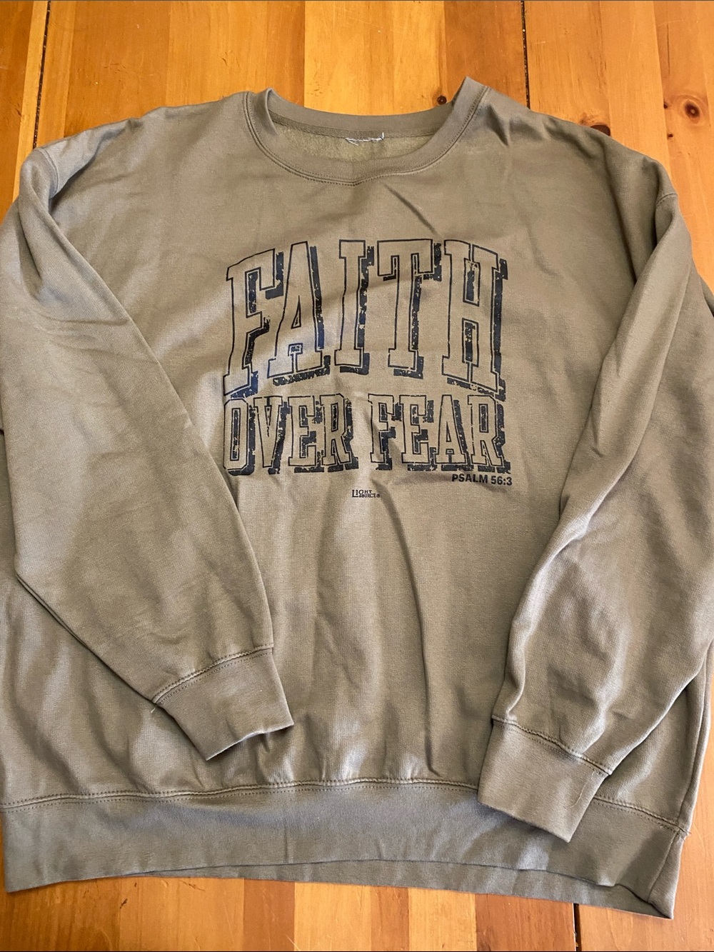 Faith Over Fear Men's Crewneck Sweatshirt - Olive